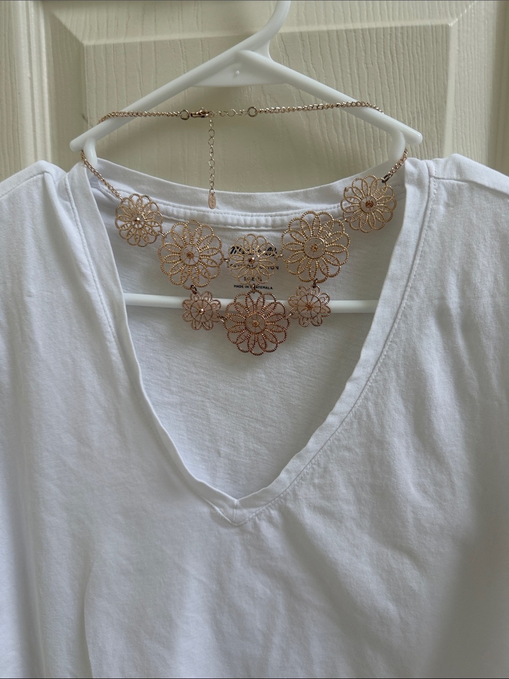 Rose Gold Filigree Floral Bib Necklace - Elegant Statement for Women